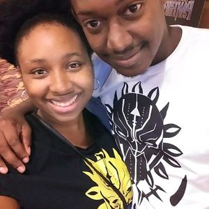 Meet your Posher, Alexis